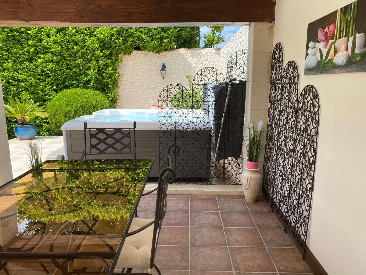 Mas Beau Soleil & Spa Cottages De Charme Avec Jacuzzi&Jardin Prives Сен-Ремі-де-Прованс Екстер'єр фото