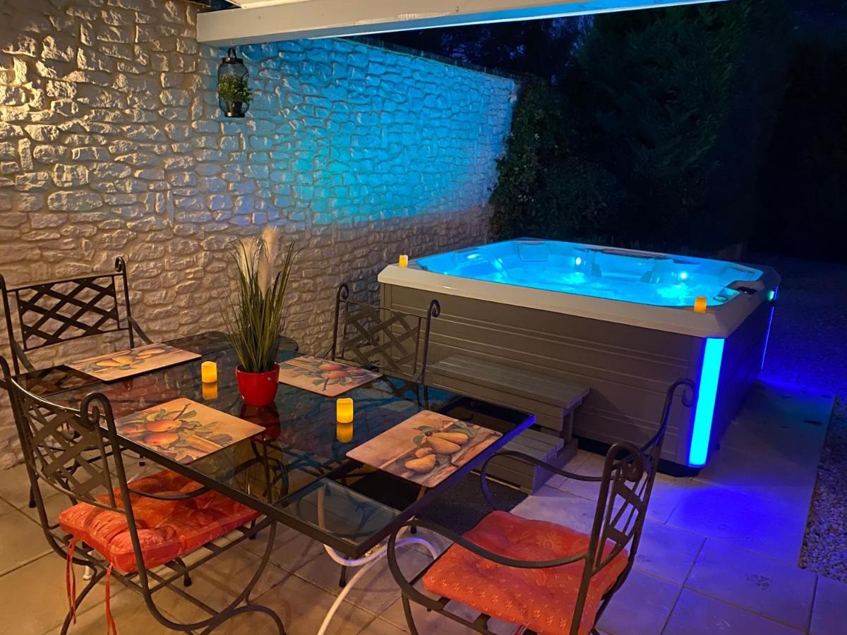 Mas Beau Soleil & Spa Cottages De Charme Avec Jacuzzi&Jardin Prives Сен-Ремі-де-Прованс Екстер'єр фото