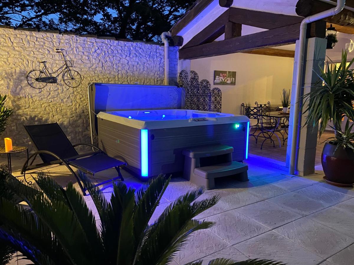 Mas Beau Soleil & Spa Cottages De Charme Avec Jacuzzi&Jardin Prives Сен-Ремі-де-Прованс Екстер'єр фото