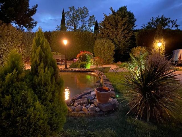 Mas Beau Soleil & Spa Cottages De Charme Avec Jacuzzi&Jardin Prives Сен-Ремі-де-Прованс Екстер'єр фото