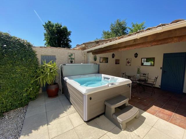 Mas Beau Soleil & Spa Cottages De Charme Avec Jacuzzi&Jardin Prives Сен-Ремі-де-Прованс Екстер'єр фото